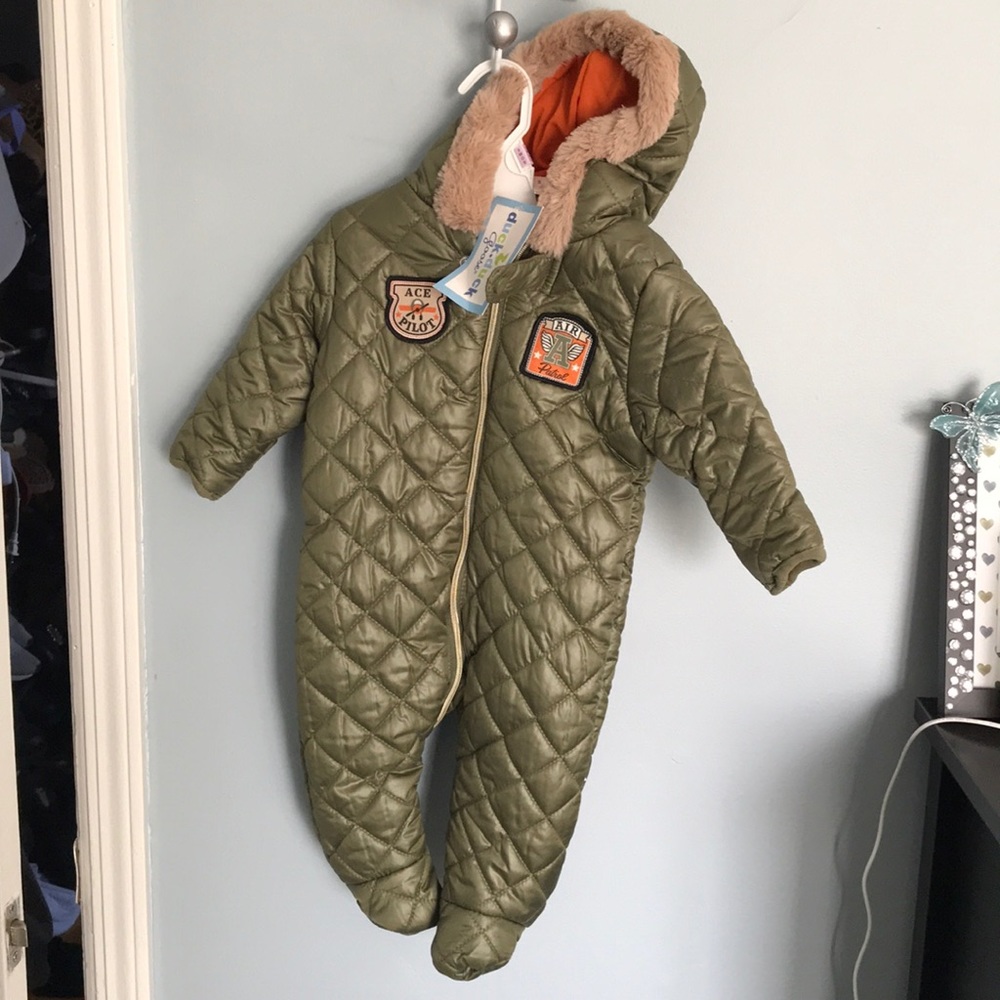 Baby boy snow suit pilot